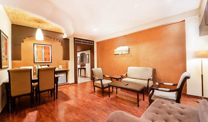 Luxury Suite